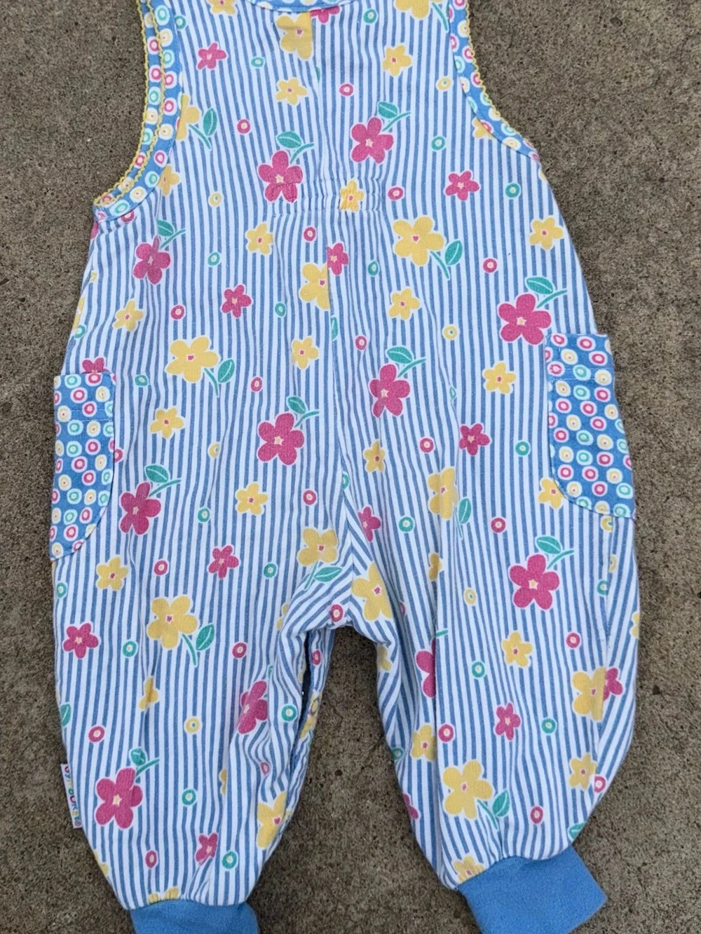 1995 Gymboree 🌈 rainbow tag Striped Floral Snap-Front romper. Newborn 0-6m